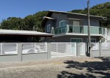 Casa confortvel a 100 metros do mar!