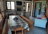 LINDA CASA  A 100 METROS DA PRAIA DE ZIMBROS