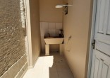 LINDA CASA  A 100 METROS DA PRAIA DE ZIMBROS