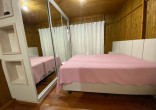 Linda Casa com Piscina 