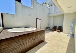 Linda Cobertura Duplex com Piscina e Jacuzzi em Ma