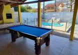 Casa com Piscina em Mariscal