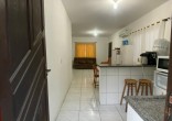 Casa com piscina a venda !