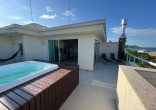 Ampla Cobertura Duplex com Vista Mar em Mariscal