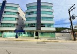Lindíssimo Apto com Piscina em Bombas
