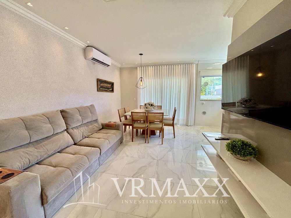 Linda Cobertura Duplex com Piscina e Jacuzzi em Ma