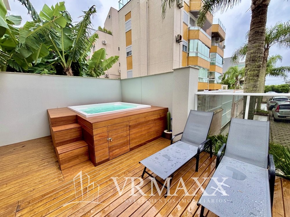 Lindo Apto Garden com Jacuzzi na Praia de Mariscal