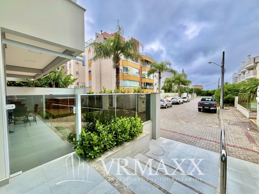 Lindo Apto Garden com Jacuzzi na Praia de Mariscal