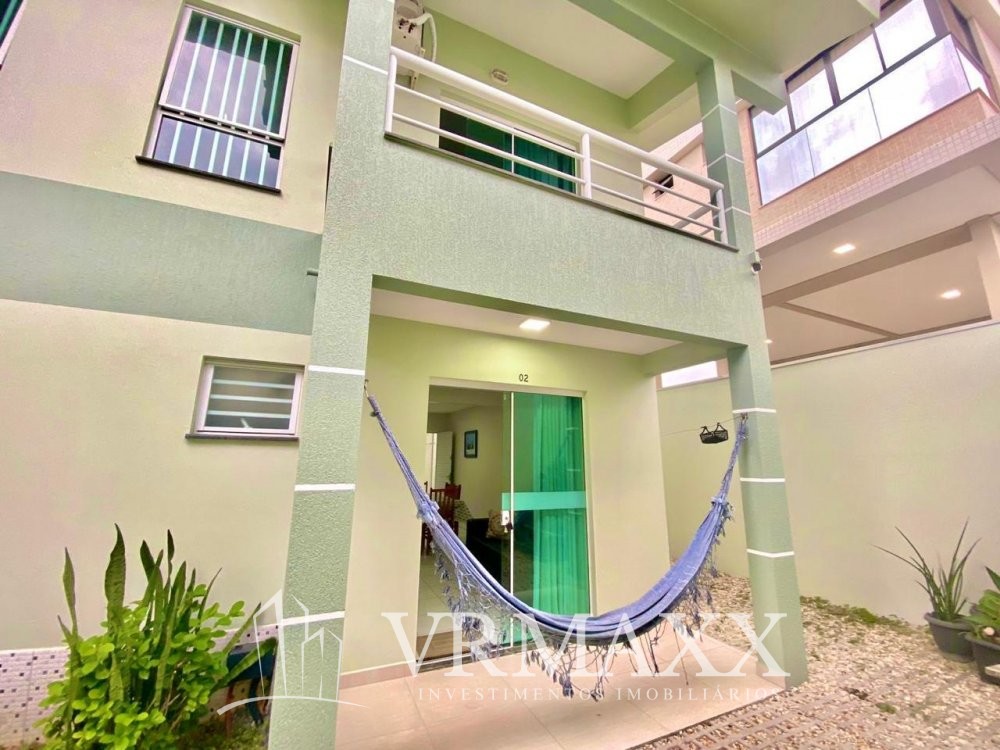 Lindo Sobrado com Conforto e Estilo Perto da Praia