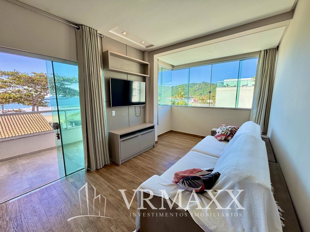 Apto com Bela Vista para o Mar em Canto Grande