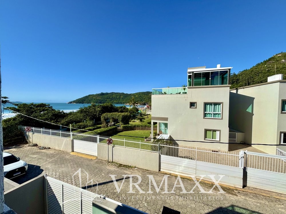 Apto com Bela Vista para o Mar em Canto Grande