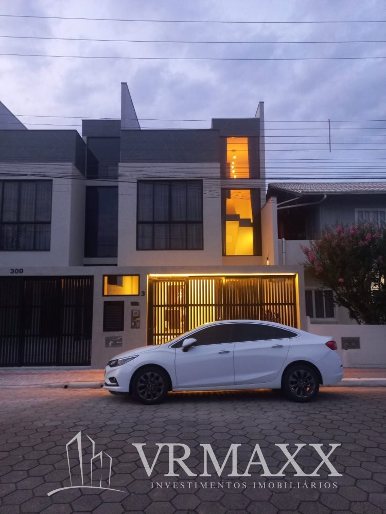 Triplex em Bombinhas !