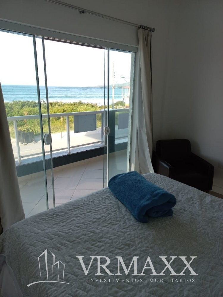  Apartamento p na areia ao Lado do Mar 
