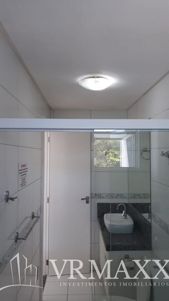 Apto Confortvel e Mobiliado Com Vista Mar 