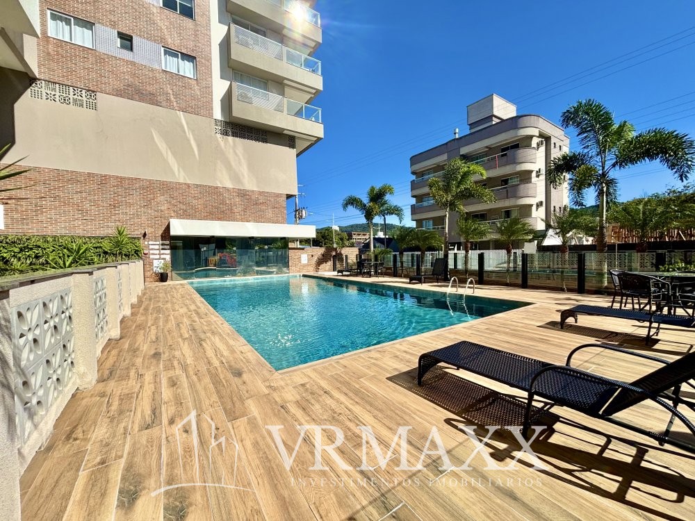 Lindo apartamento em bombas