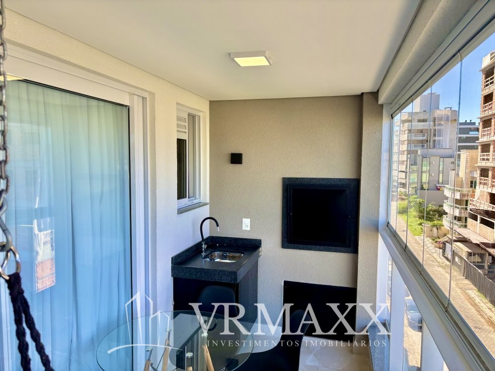 Lindo apartamento em bombas