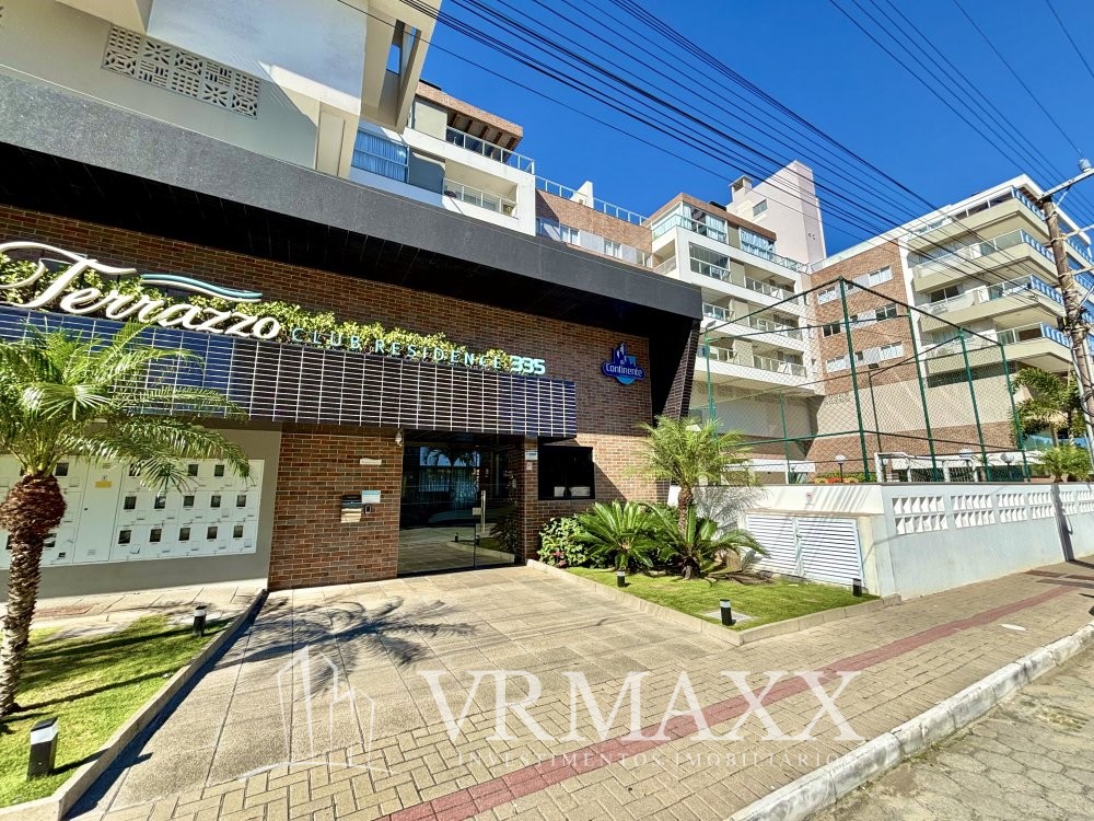 Apartamento em bombas