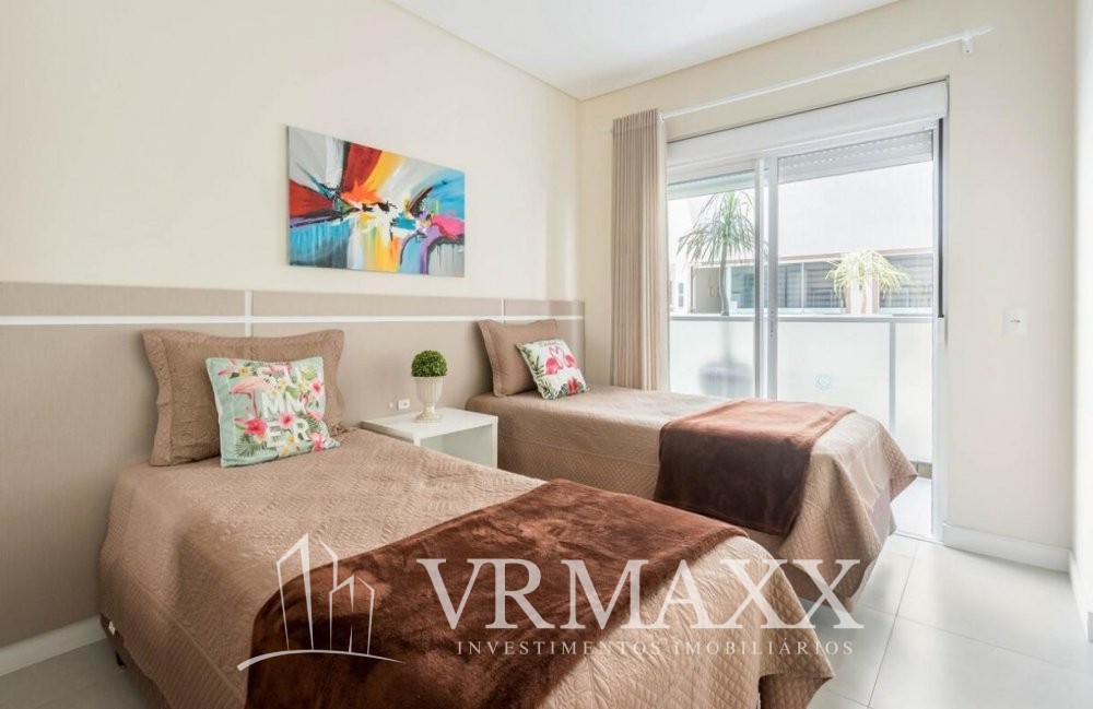 Lindo Apartamento Com Piscina a 80m do Mar