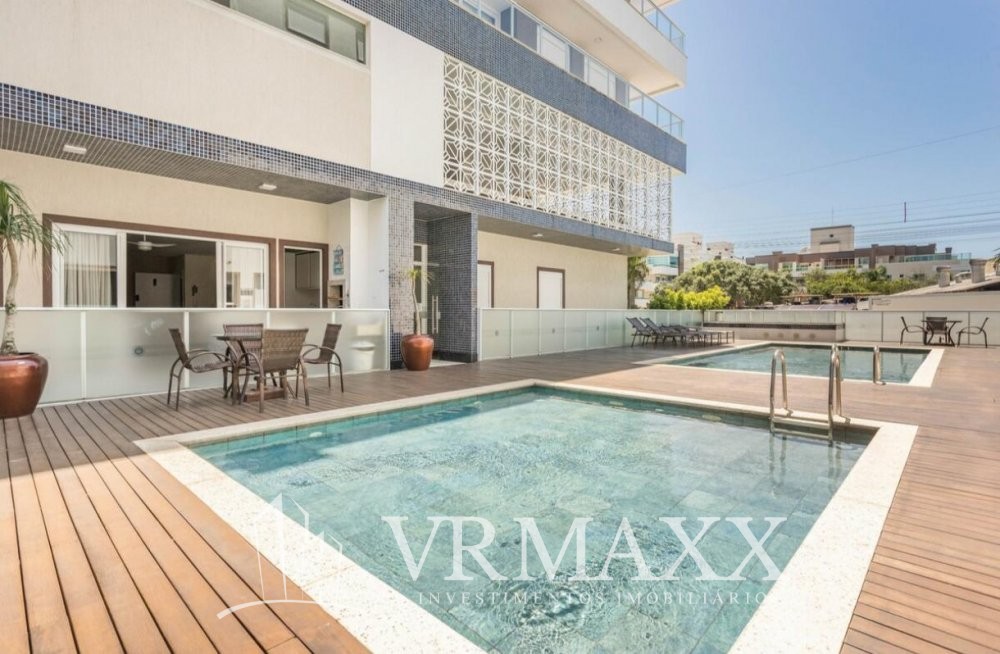 Lindo Apartamento Com Piscina a 80m do Mar