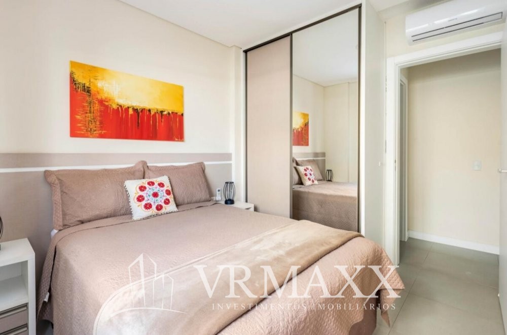 Lindo Apartamento Com Piscina a 80m do Mar