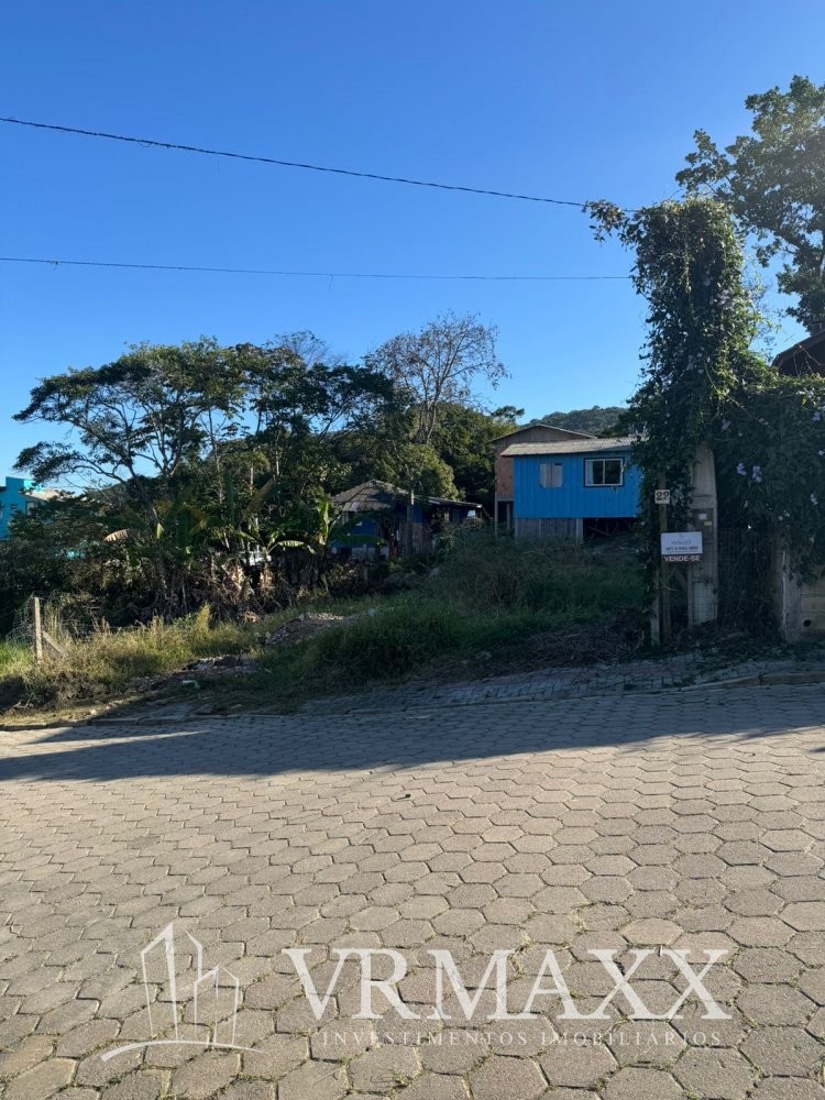 Excelente oportunidade de terreno em zimbros 