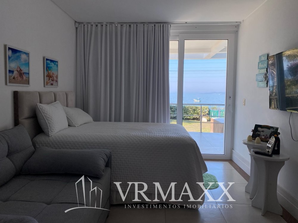CASA FRENTE MAR