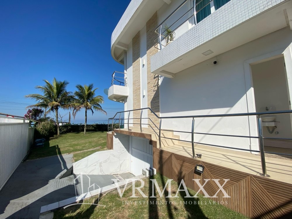 CASA FRENTE MAR