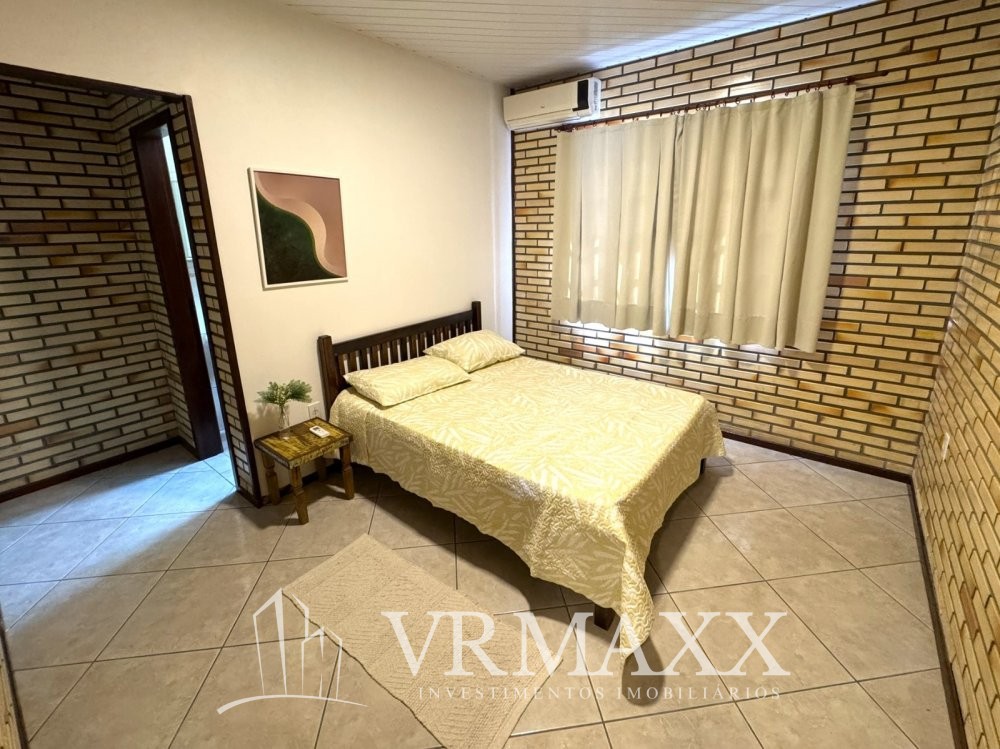 Linda Casa a 500m da Praia Para Sua Famlia