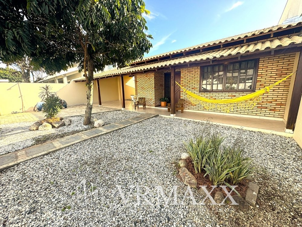 Linda Casa a 500m da Praia Para Sua Famlia