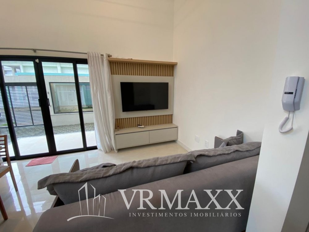 Belo Apartamento em Canto Grande p/  6 Pessoas