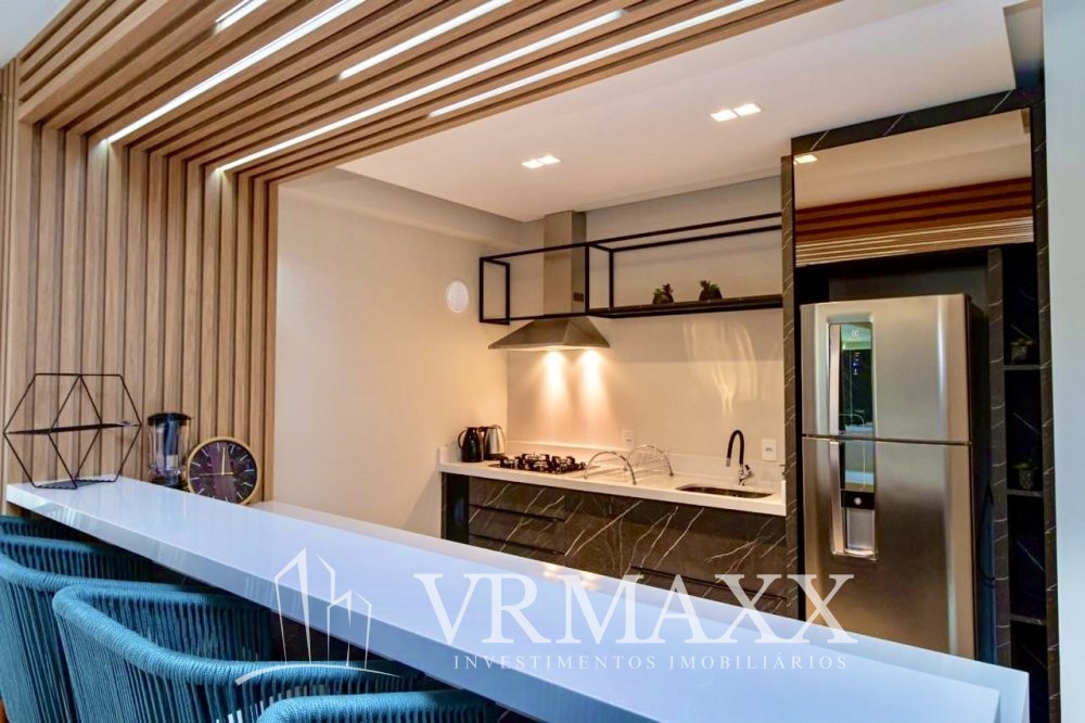 Lindo Apto Mobiliado na Praia de Bombas