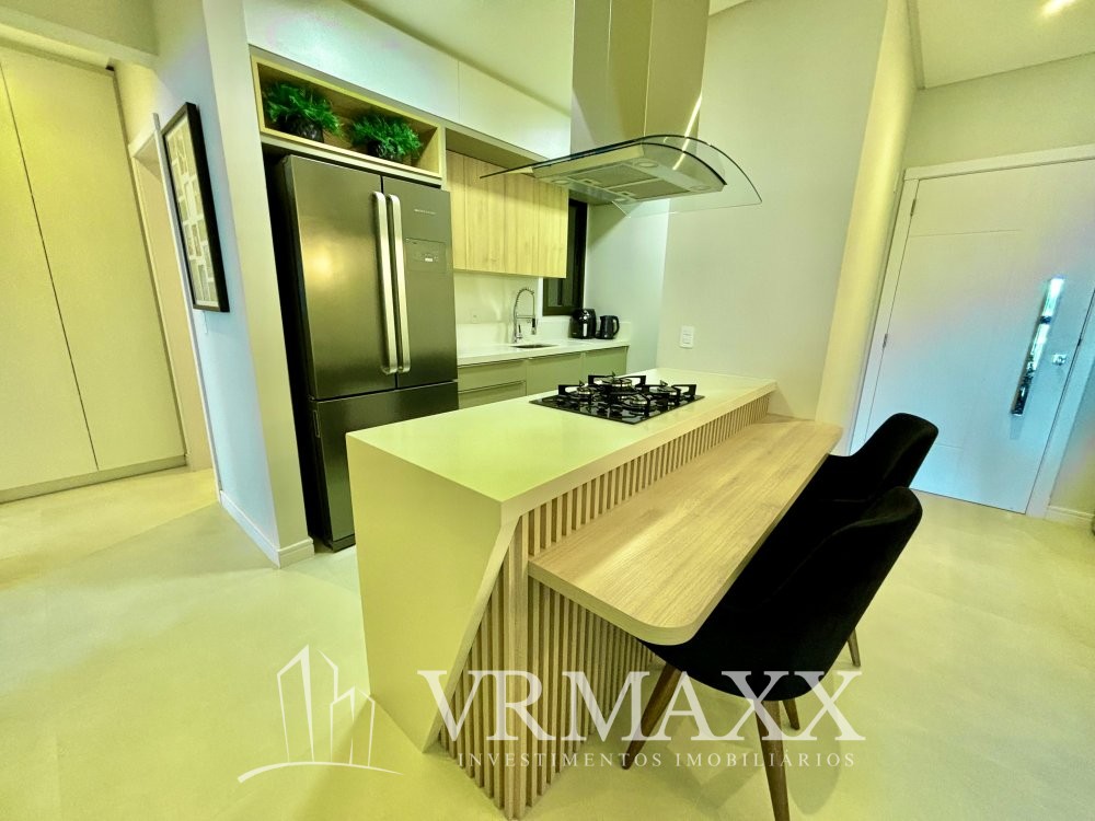 Lindo Apto Mobiliado na Praia de Bombas