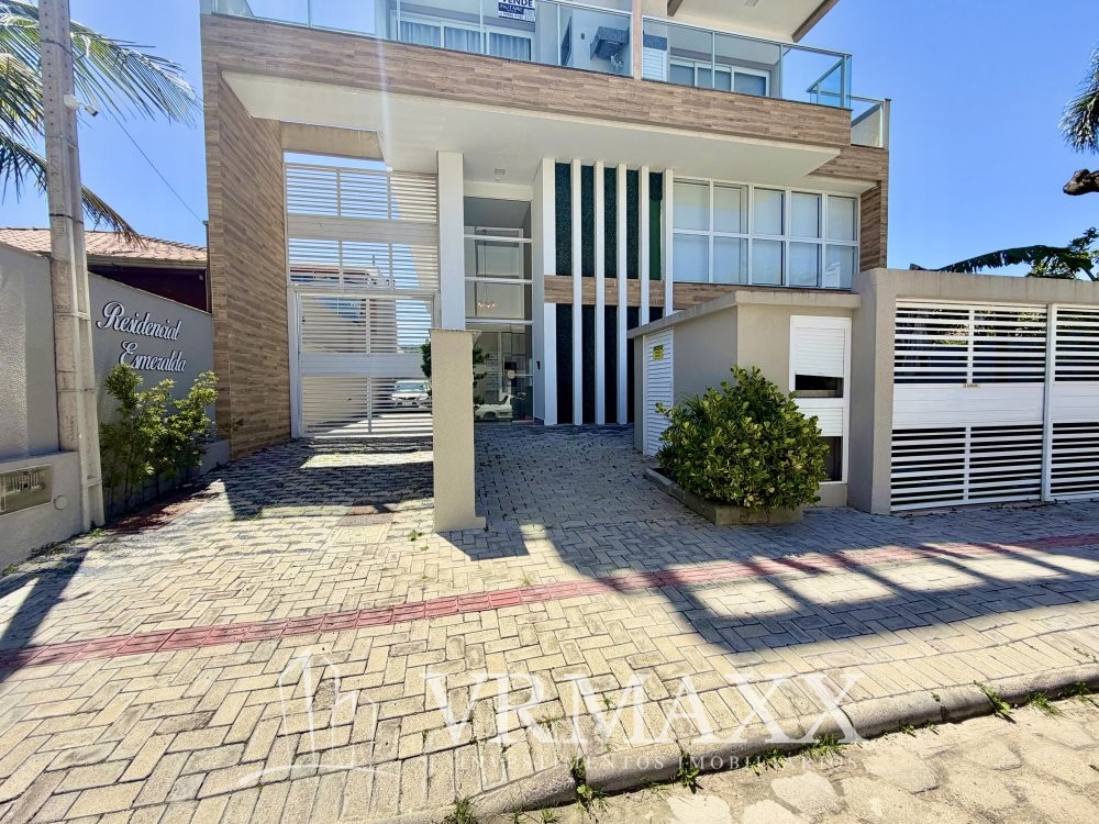 Lind�ssimo Apto com 2 Su�tes em Mariscal