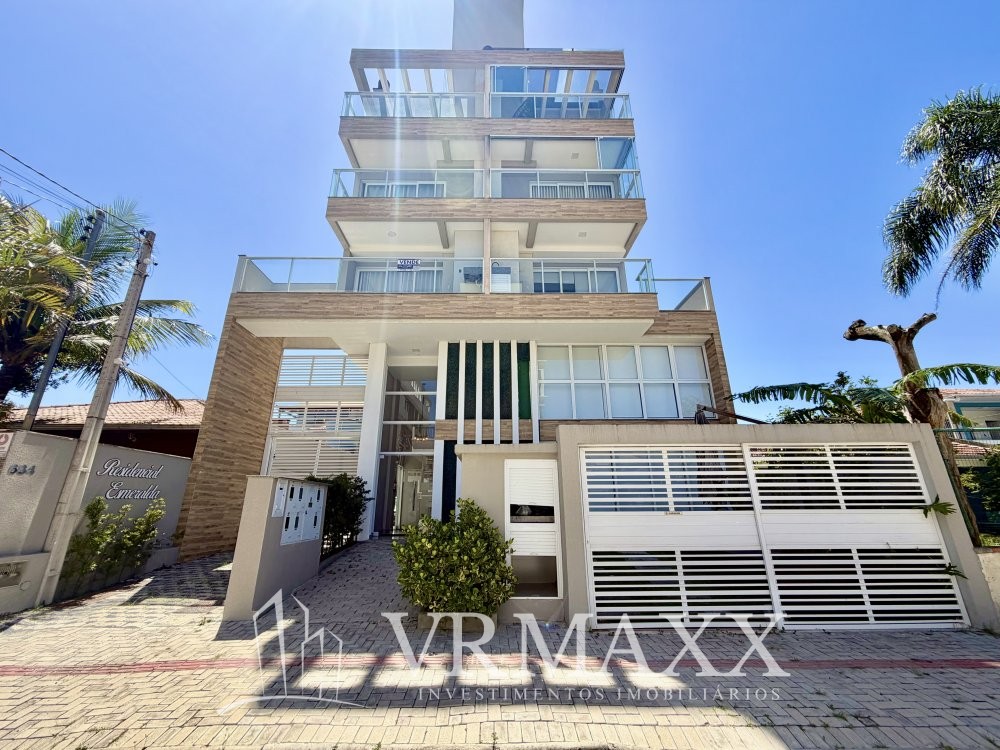 Lind�ssimo Apto com 2 Su�tes em Mariscal