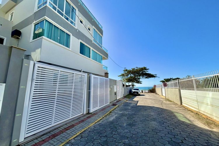 Maravilhoso Apartamento Beira Mar em Bombinhas!