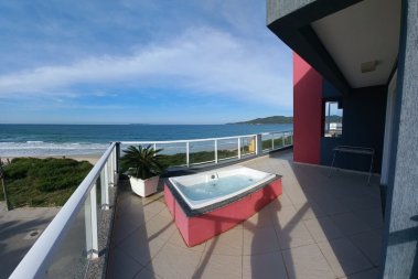 Lindssima e Espaosa Cobertura com Vista Mar
