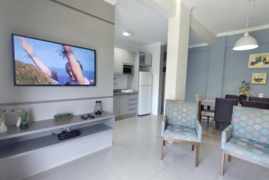 Bel�ssimo Apartamento No Centro At� 300m do Mar